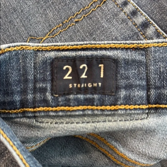 Men's Blue Jeans - Picture 9 of 9